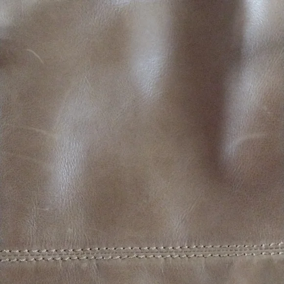 Frye Maddie Shopper Genuine Leather Handbag Tan Caramel Brass Braided Western - Picture 12 of 12